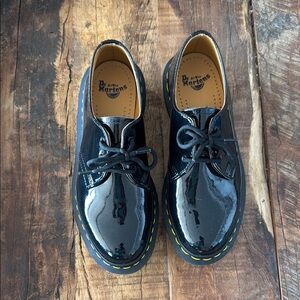 Dr. Martens Black Dress Shoes Oxford Style 37 EU 6 US L